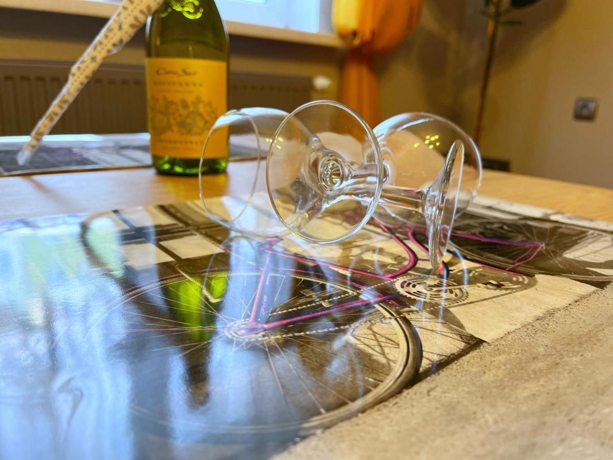 דירות ואלבריץ' Apartament Rowerlovy מראה חיצוני תמונה