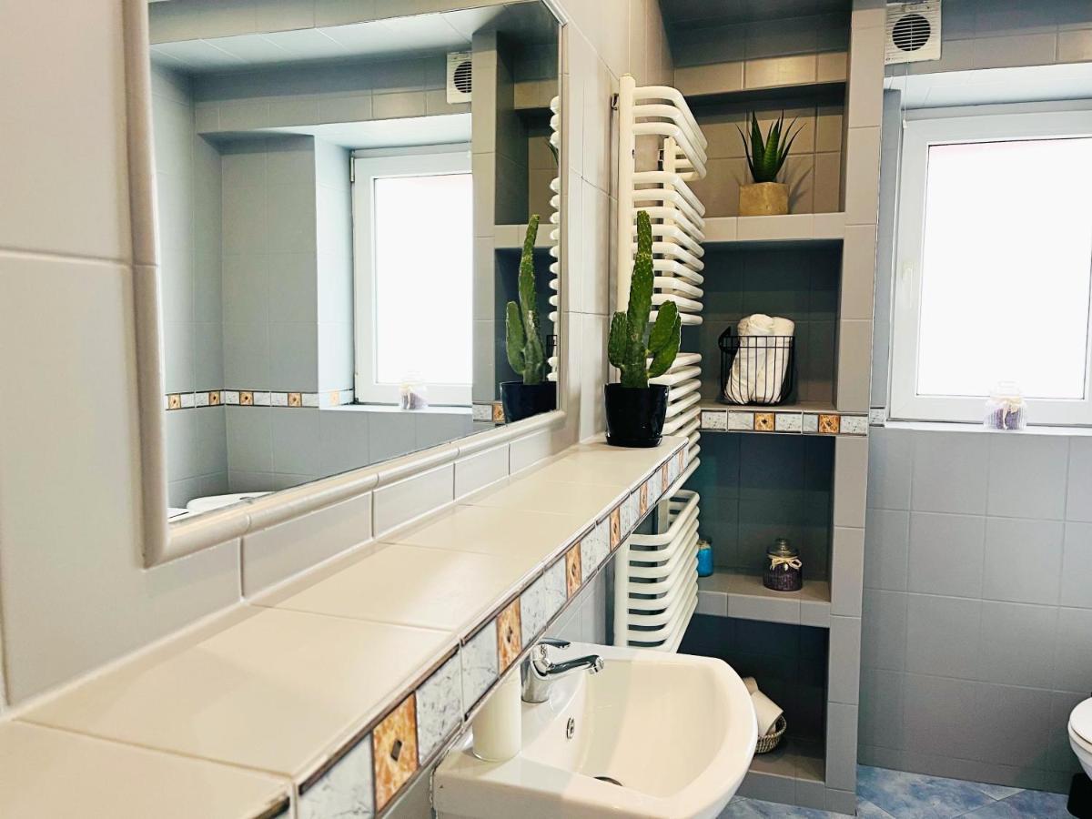דירות ואלבריץ' Apartament Rowerlovy מראה חיצוני תמונה
